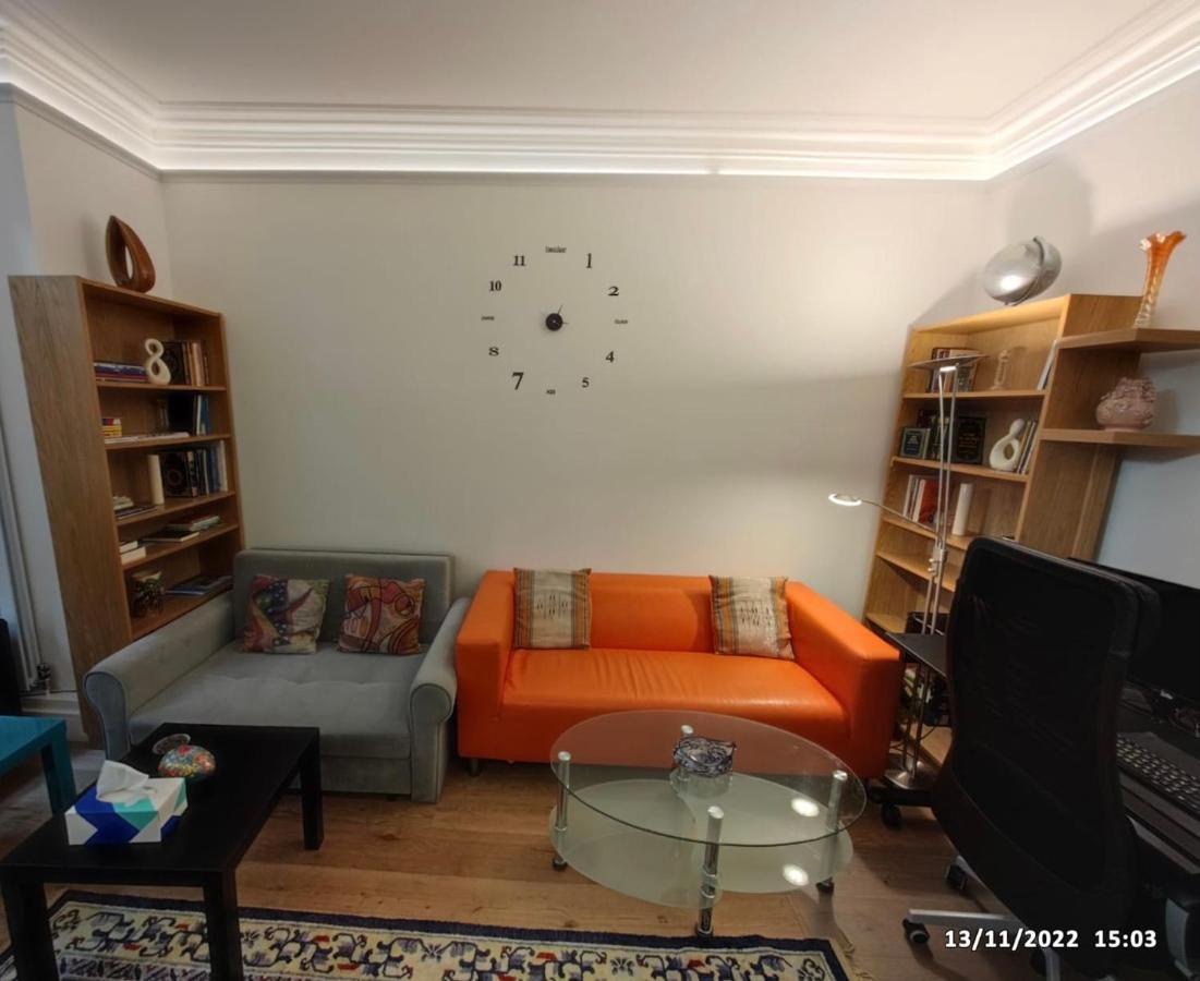 Cosy With 2 Bedrooms Appartamento *